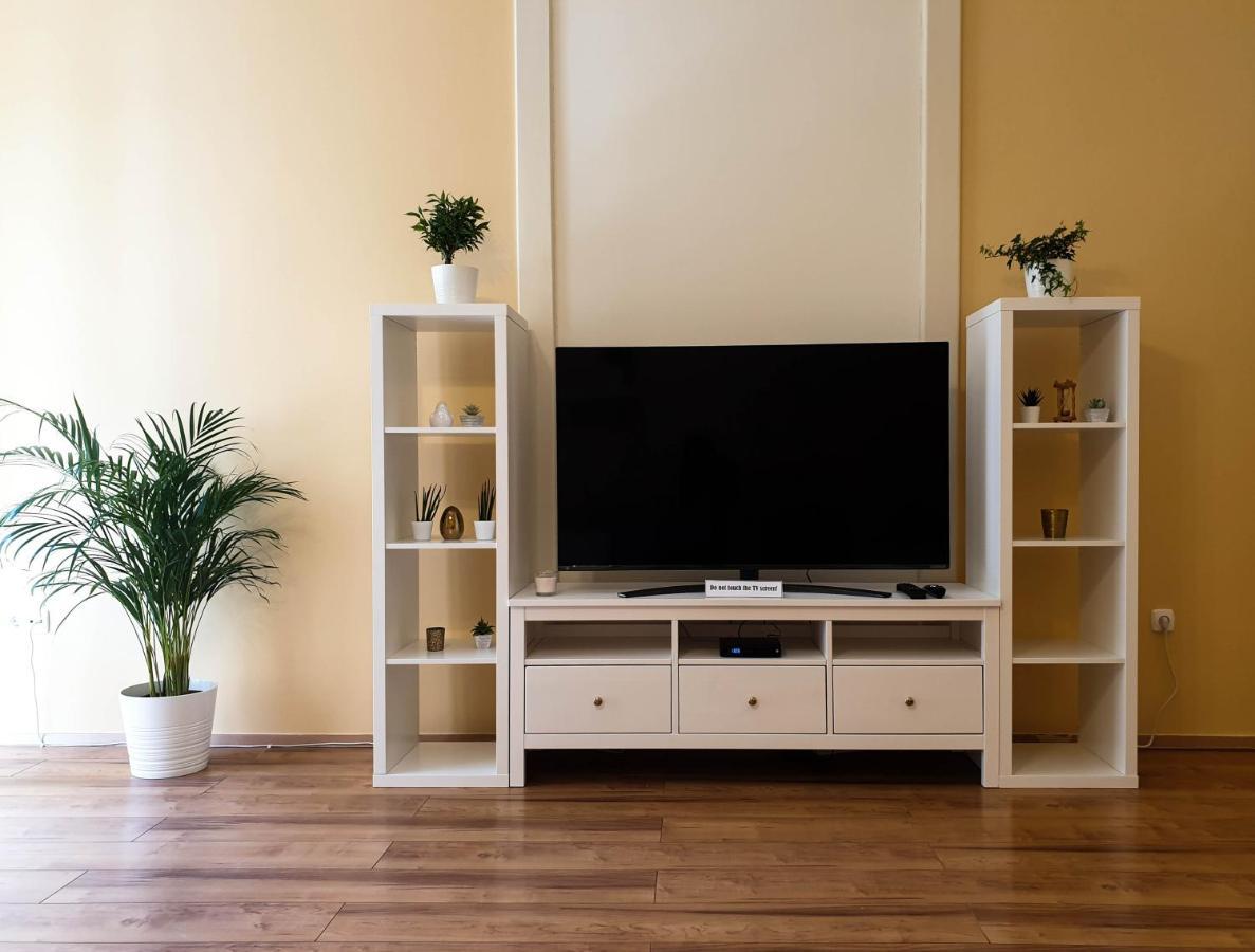 Corvin City Center Kisfaludy Apartman Apartment