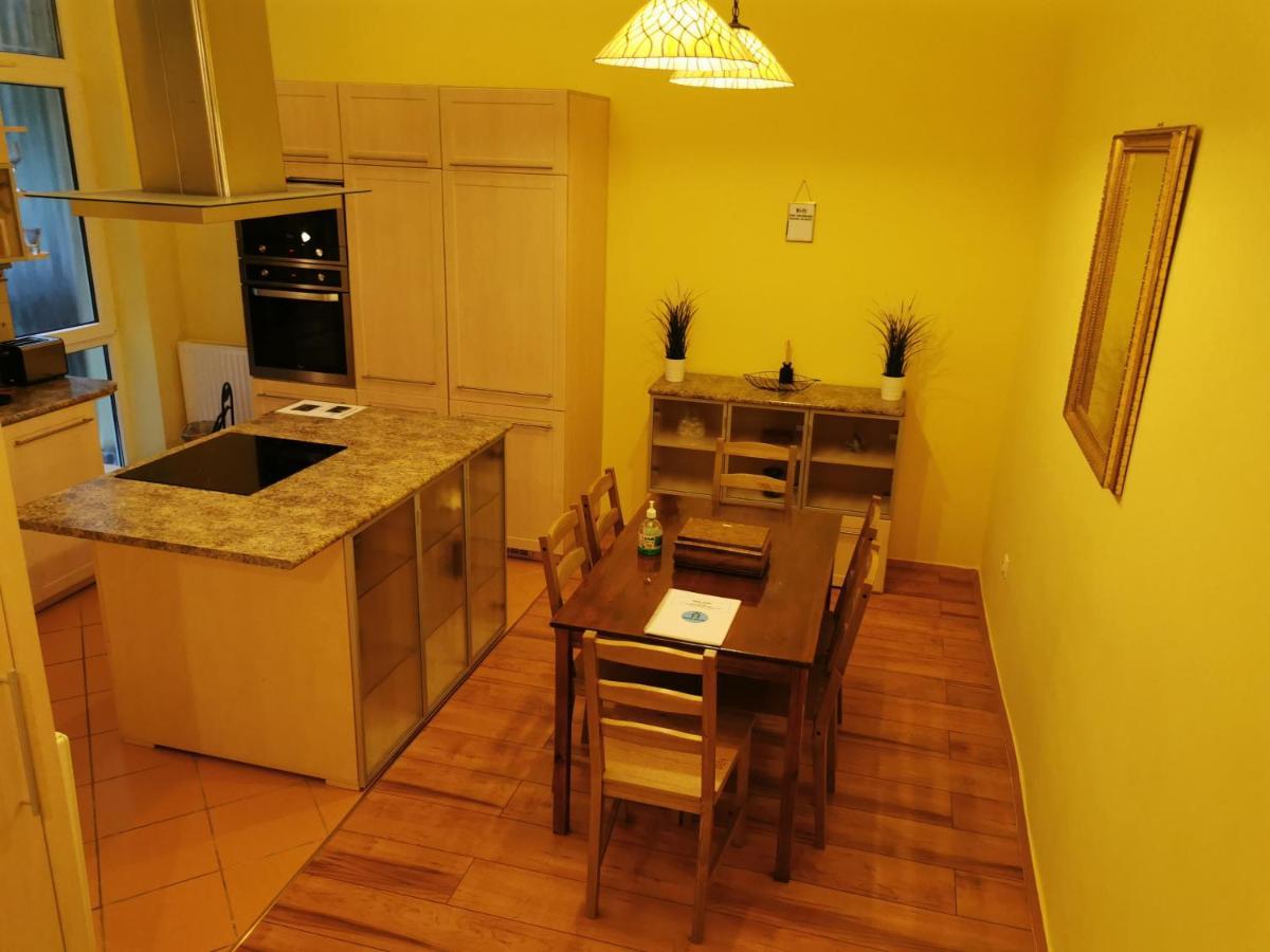 Lejlighed Corvin City Center Kisfaludy Apartman Budapest