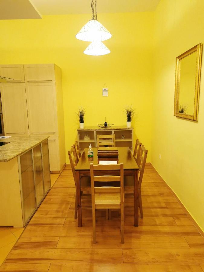 Corvin City Center Kisfaludy Apartman Apartment *